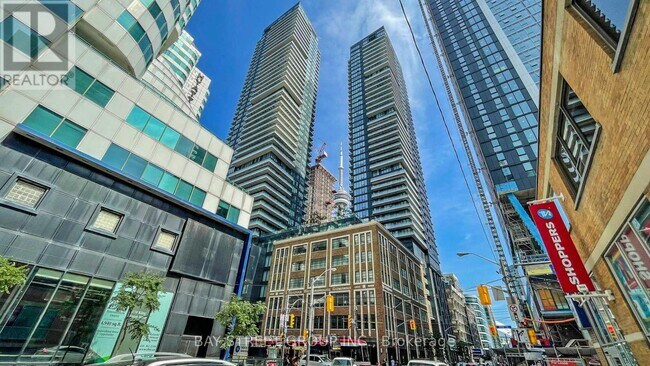 Building Photo - 125 Blue Jays Way