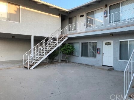 Building Photo - 1751 Cabrillo Ave