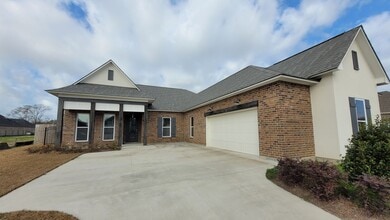 Building Photo - 10130 Oak Colony Blvd