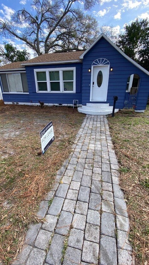 Foto principal - NOW AVAILABLE! - 2610 13TH AVE N, ST PETER...