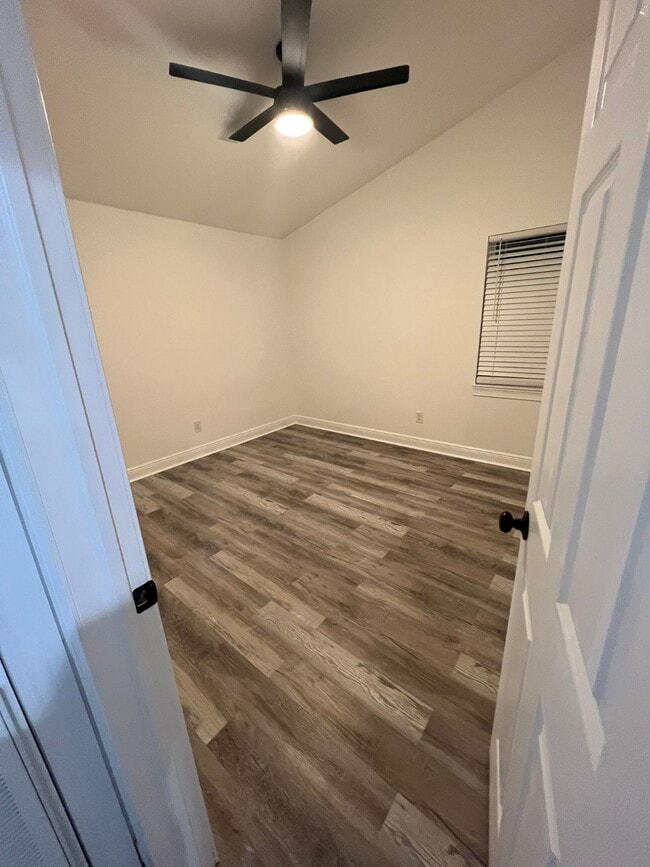 Foto del edificio - 507 E 24th St