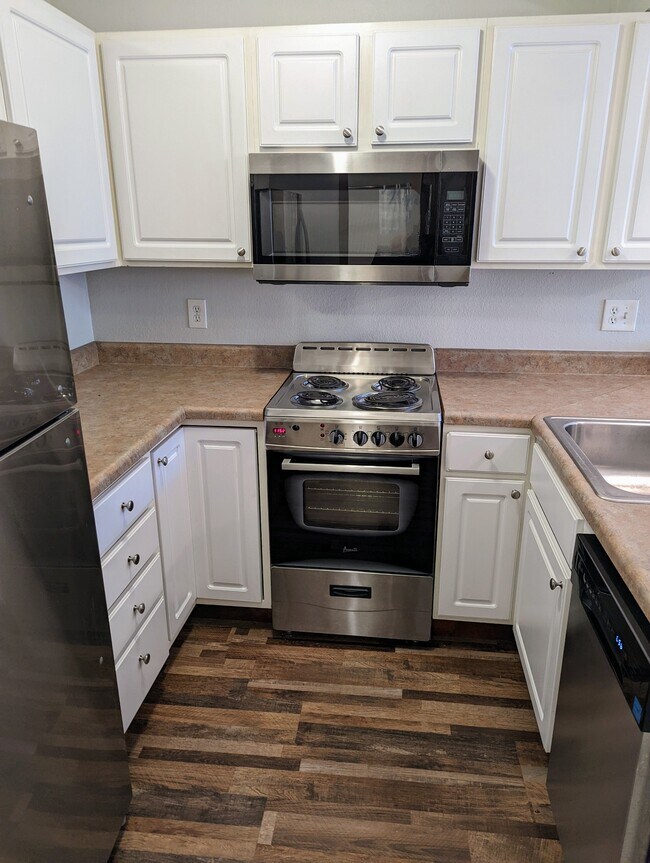 Foto del edificio - 1505 W 25th Ct