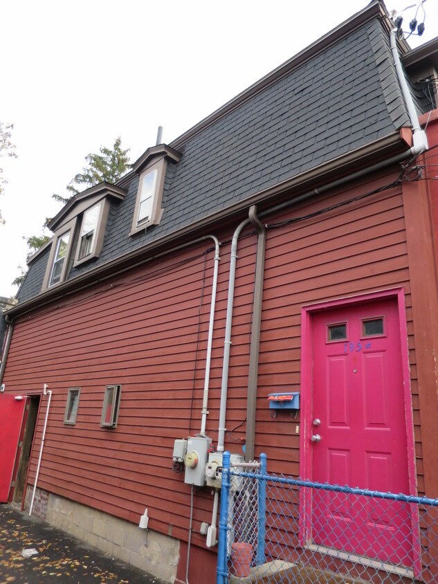 Foto principal - 195 Elm St