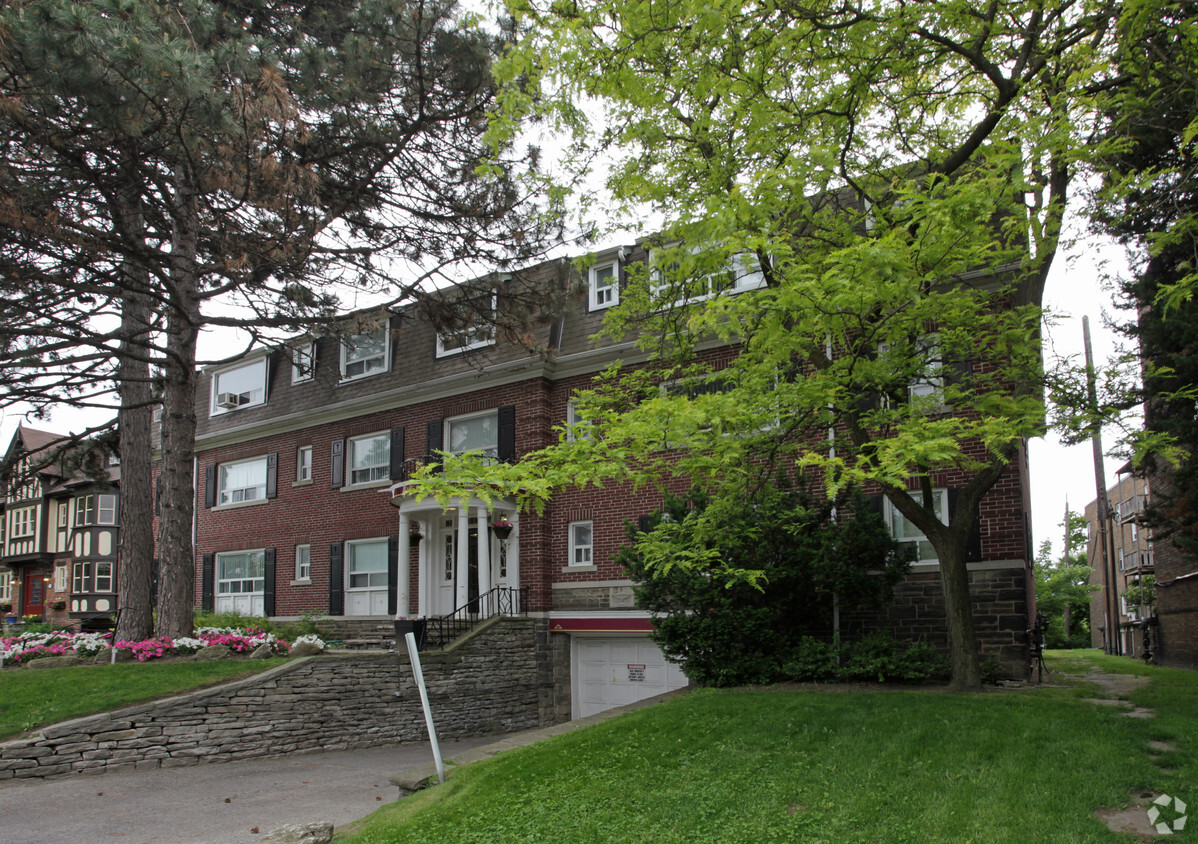 Building Photo - Dunmurray Apartments