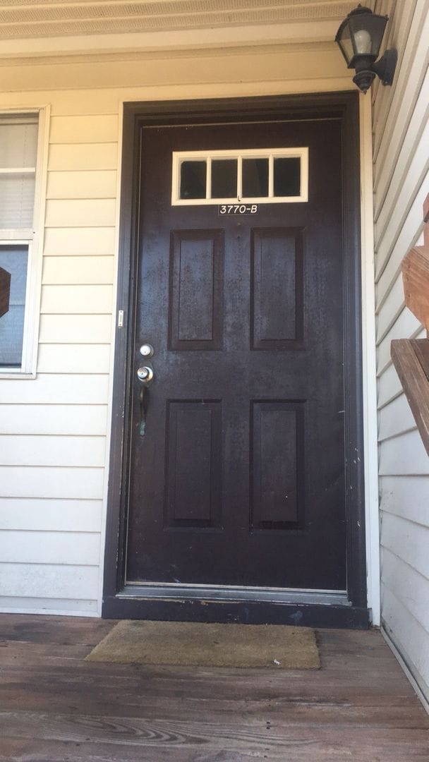 Building Photo - 3770B Towne Point Rd