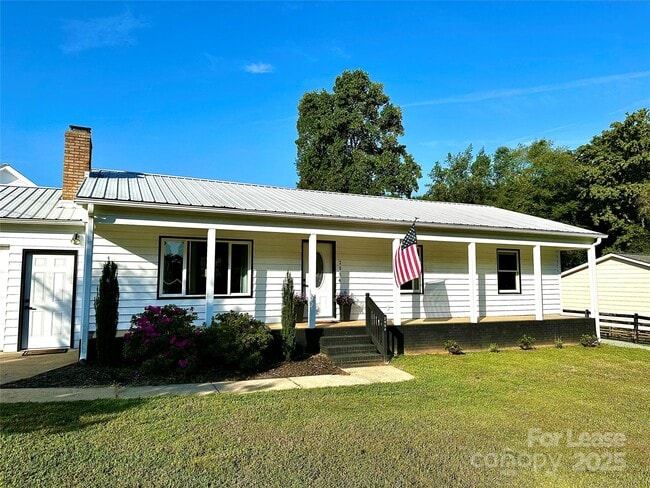 Foto del edificio - 2054 Hickory Hills Dr