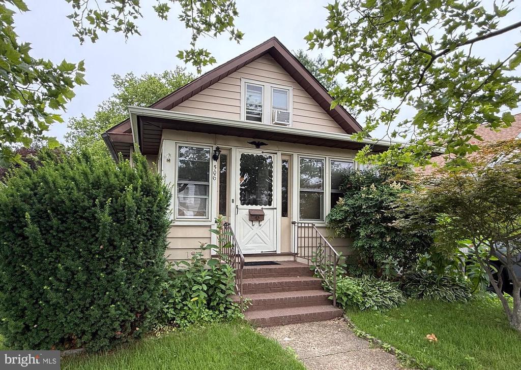 Primary Photo - 506 Nassau Ave