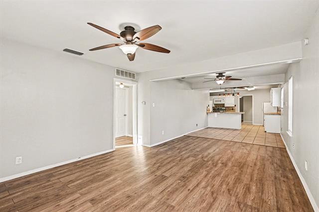 Foto del edificio - 3720 Stanley Ave