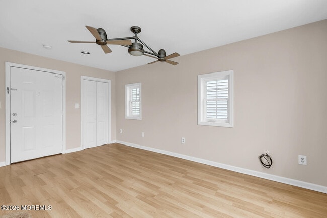 Building Photo - 209 Bay Ave