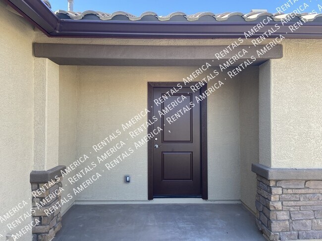 Building Photo - 2569 N Agave Ln