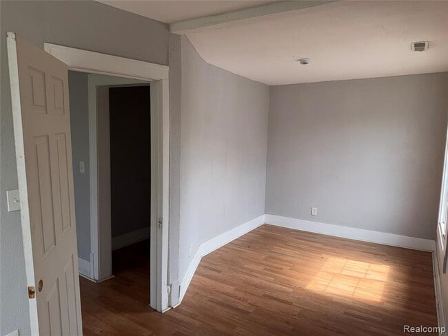 Building Photo - 2174 Springle St