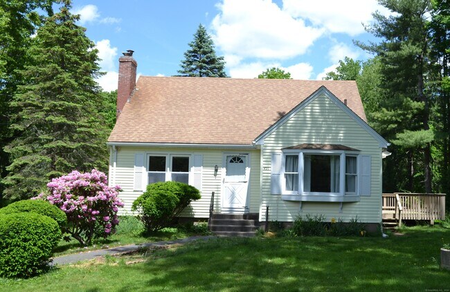 Building Photo - 491 Gardner St