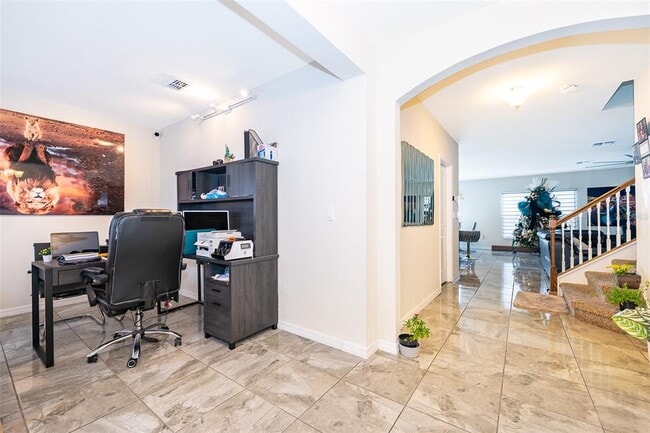 Building Photo - 3252 Toscana Dr