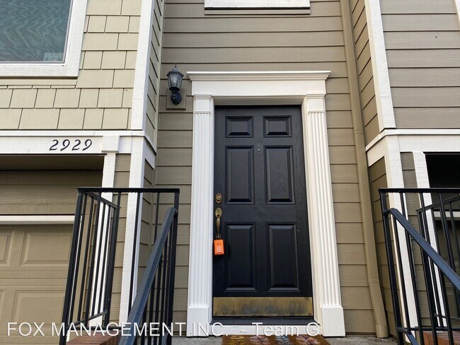 Building Photo - 3 br, 3 bath House - 2929 NW Kennedy Court