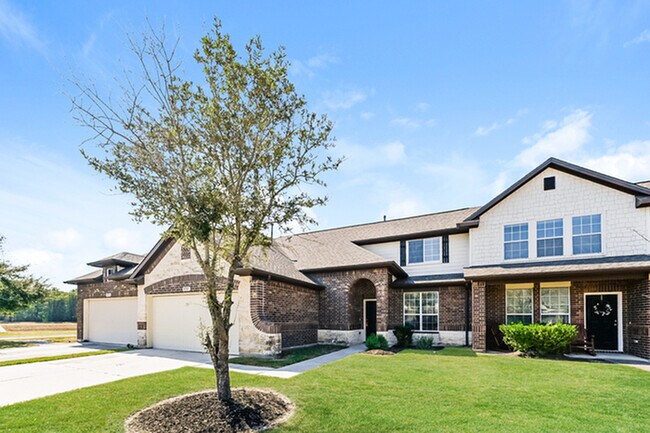 Building Photo - 9707 Elia Court
