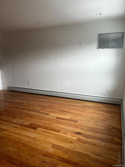 Foto del edificio - 628 Beach St