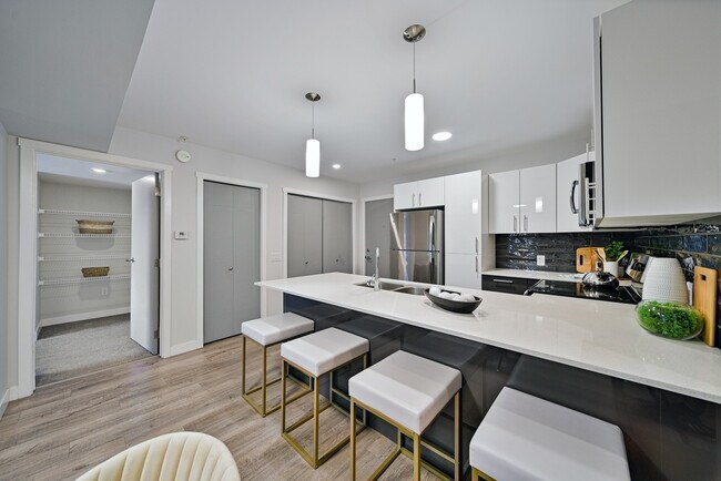 Photo du bâtiment - The Onyx Apartments