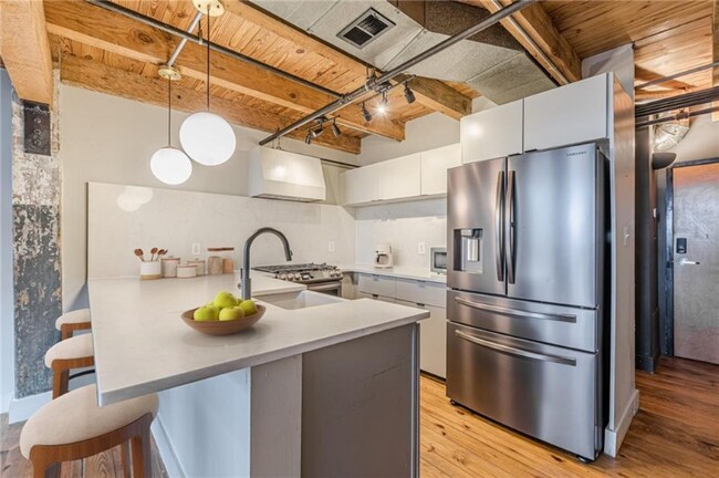 Foto del edificio - 63 Mangum St SW