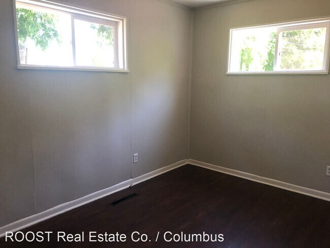 Building Photo - 3 br, 1 bath House - 216 Clarendon Avenue