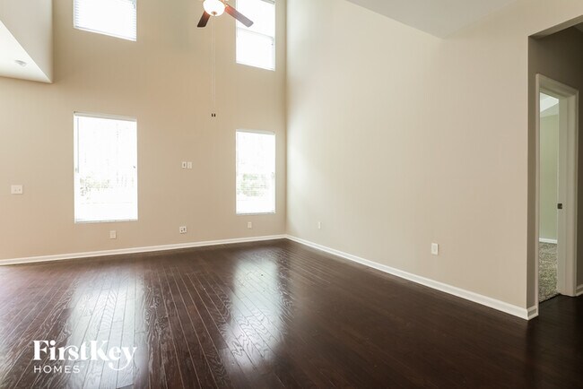 Building Photo - 7757 Desoto Dr