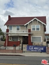 Building Photo - 731 Crenshaw Blvd