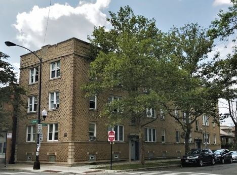 Primary Photo - 5201 W Schubert Ave