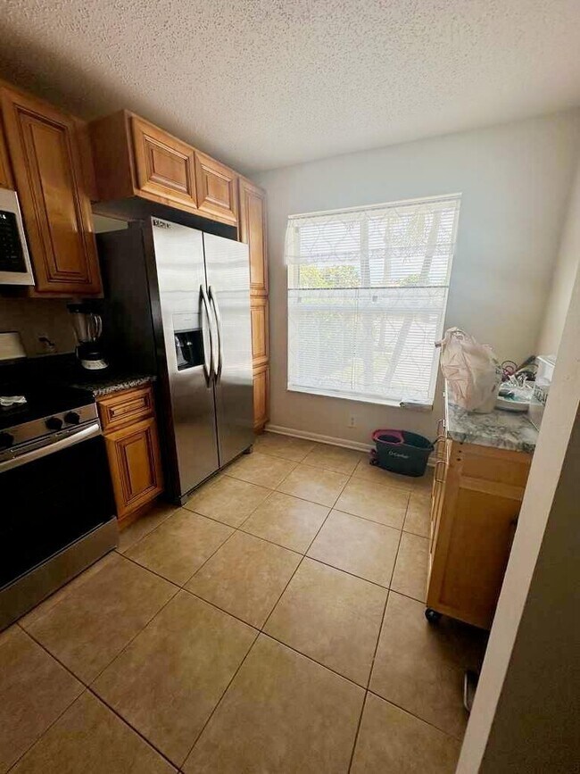 Foto del edificio - 134 Oakwood Dr