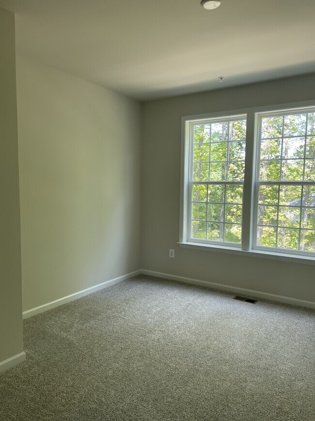 Dormitorio en planta principal (5) - 10910 Meridian Hill Way