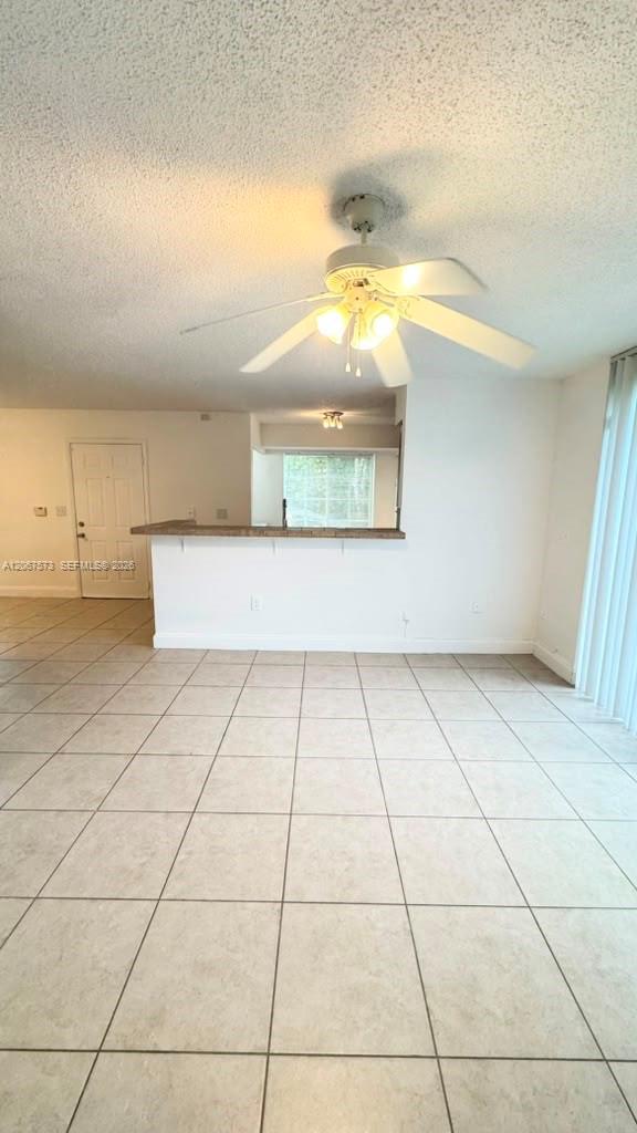 Foto del edificio - 1701 Village Blvd