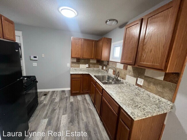 Building Photo - 3 br, 2 bath House - 1617 Topping Ave