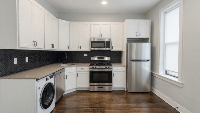 Foto del edificio - 3415 N Seminary Ave