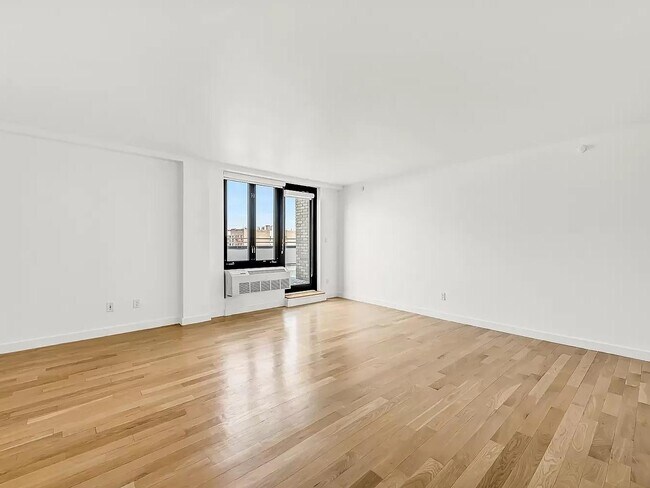 Foto del edificio - 35-40-40 30th St