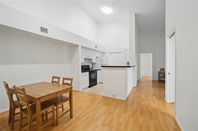 Foto del edificio - 11133 SW 8th St