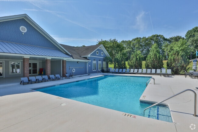 Building Photo - The Hub at Palmetto Pointe