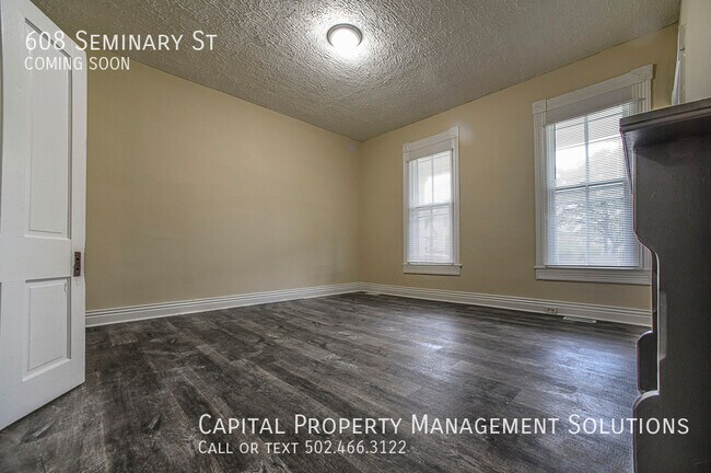 Building Photo - 608 Seminary St