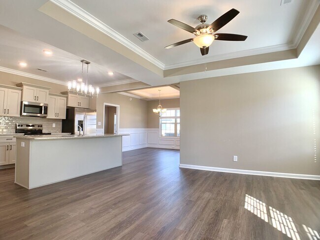 Foto del edificio - 425 Ayden Ln