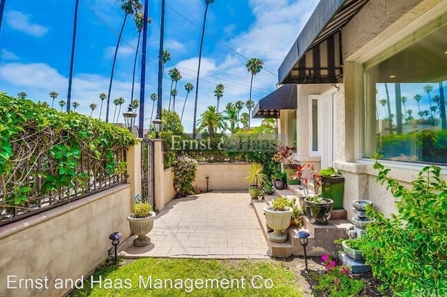 Building Photo - 3 br, 1.5 bath House - 227 Ximeno Ave