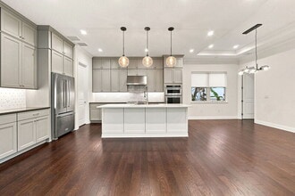 Building Photo - 10134 Royal Island Ct