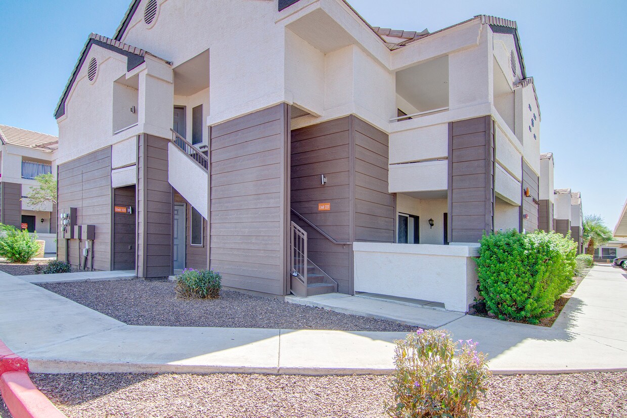 36 E Vaughn Ave Unit 217, Gilbert, AZ 85234 Room for Rent in Gilbert, AZ