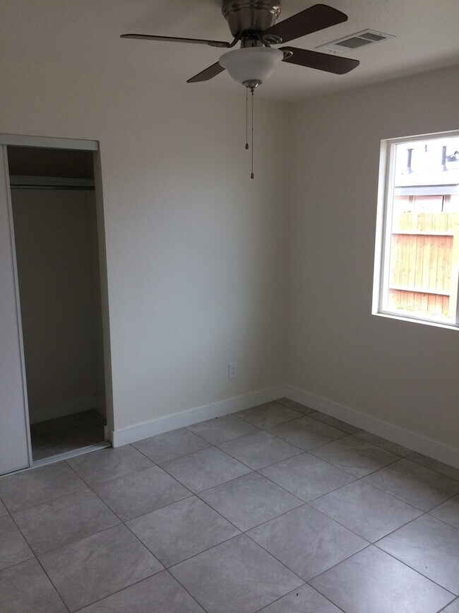 Foto del edificio - 1517 Ralston St