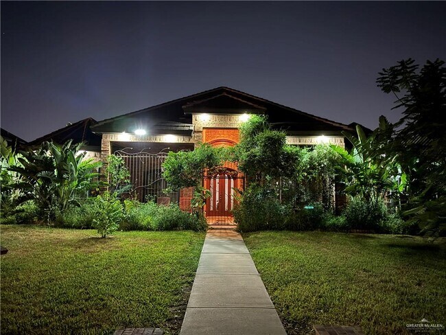Foto del edificio - 30 S Woodland Dr