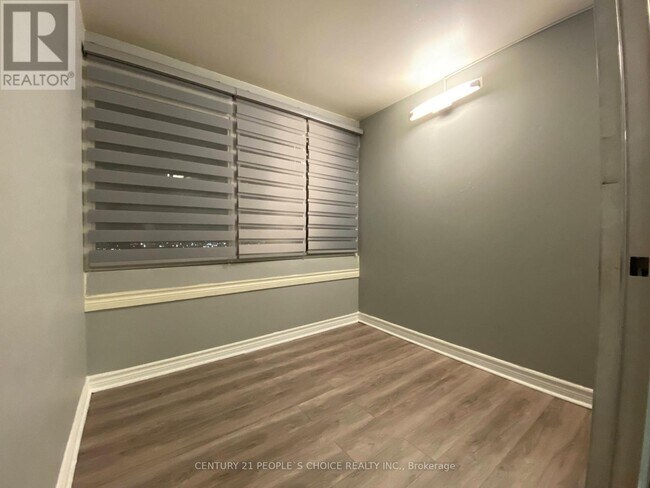 Photo du bâtiment - 725 Don Mills Rd.