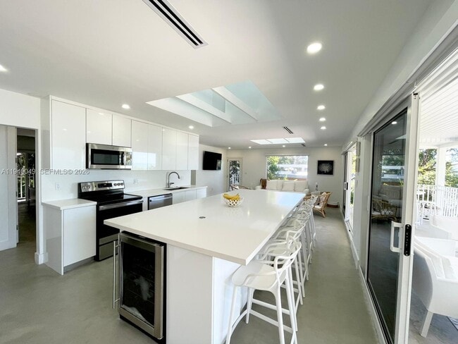 Building Photo - 96180 Overseas Hwy