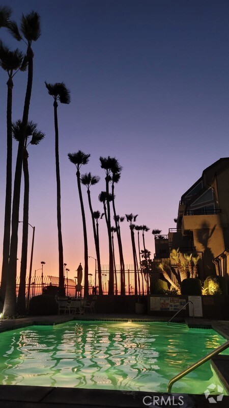 Building Photo - 1200 Pacific Coast Hwy