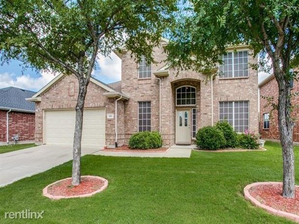 Primary Photo - 5 br, 3 bath House - 221 Northwood Drive
