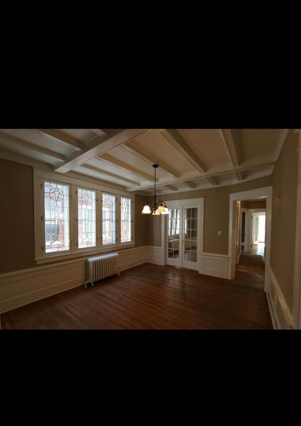 Foto principal - 546 Richmond Ave