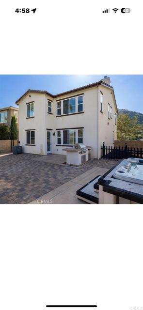 Foto del edificio - 3703 Lake Shore Rd