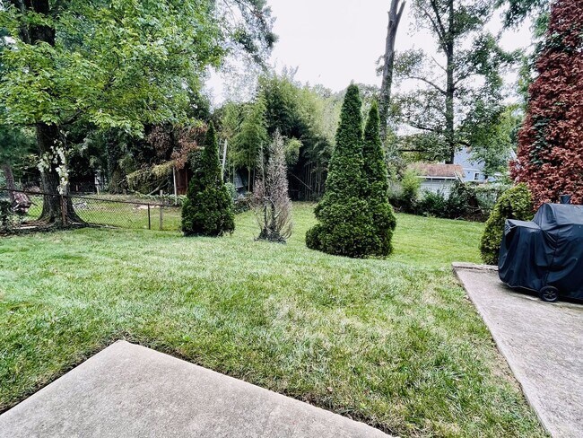 Building Photo - 2 Bedroom Single Family Home in Hyattsvill...