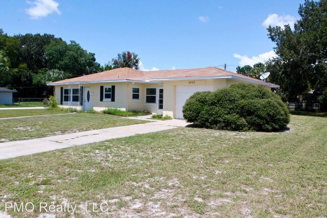 Building Photo - 2587 Westland Rd