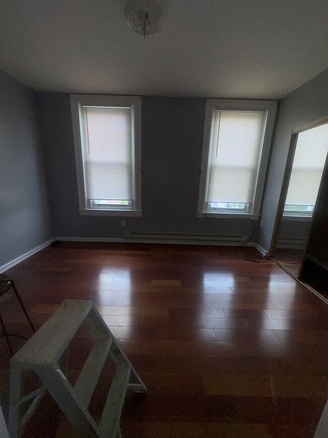 Building Photo - 5422 Haverford Ave